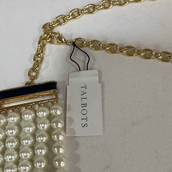 Talbots NWT Beautiful Faux Pearl Necklace - Picture 7 of 9